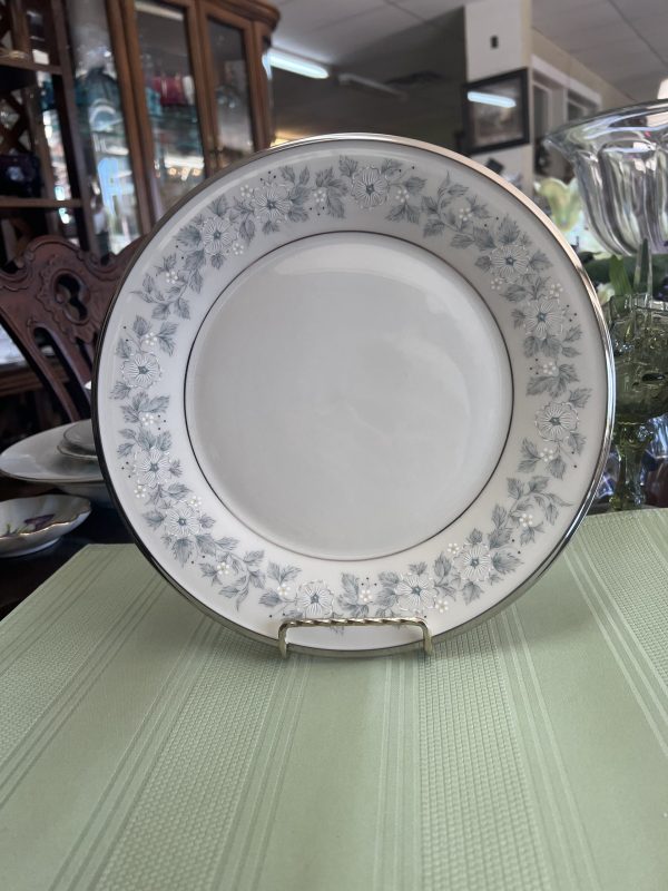Lenox Windsong Dinner Plate